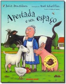 Apertada e sem espaço