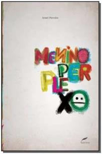 Menino perplexo